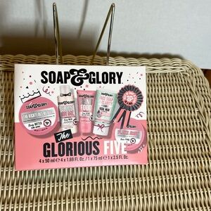 Soap & Glory The Glorious Five Gift Set, new never used.